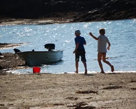 Nyaraló I Raftsundet Digermulen